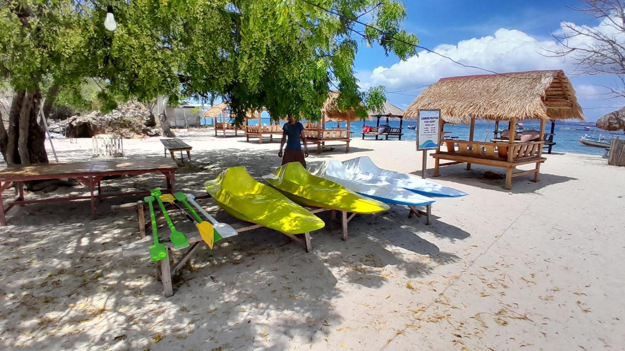 Ekas Beach Guesthouse And Restaurant מראה חיצוני תמונה